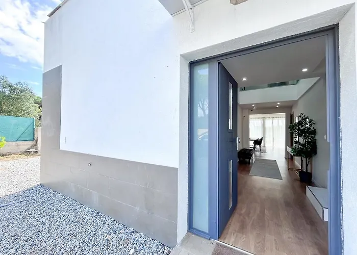 Villa Pluto, Modern With Pool And Garden *