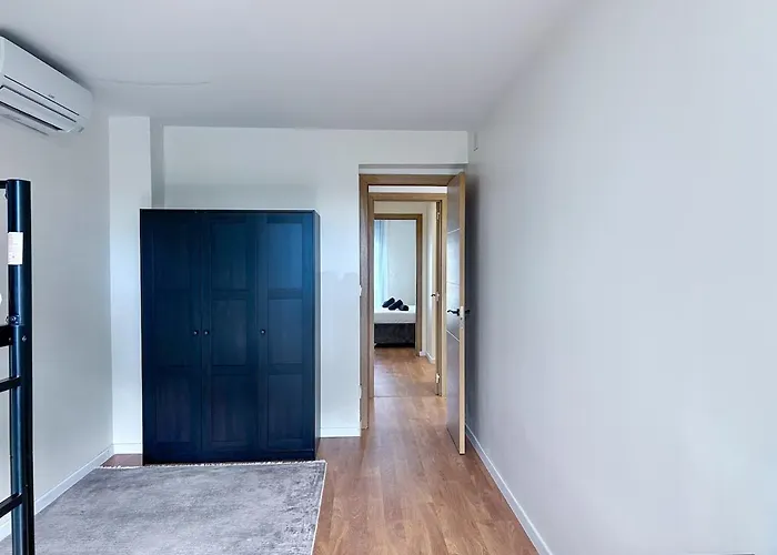 Pluto, Modern With Pool And Garden Villa Vidreres